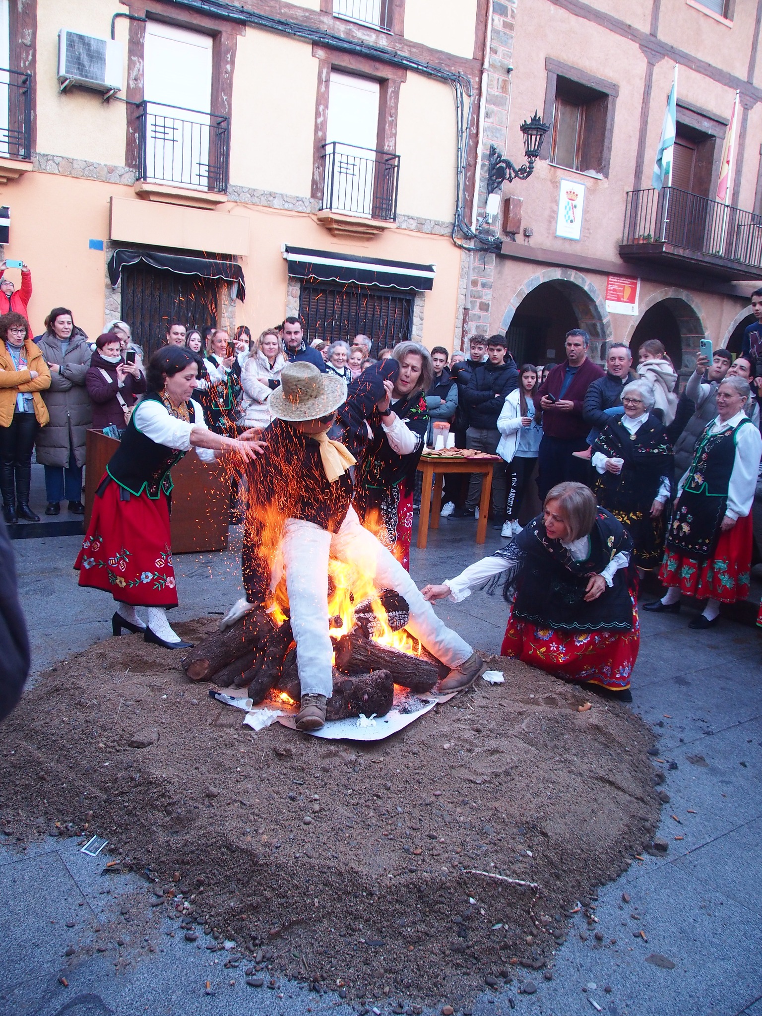 Quema pelele candelas